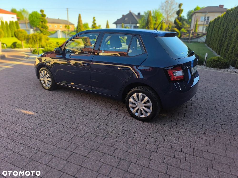 Skoda Fabia - 12