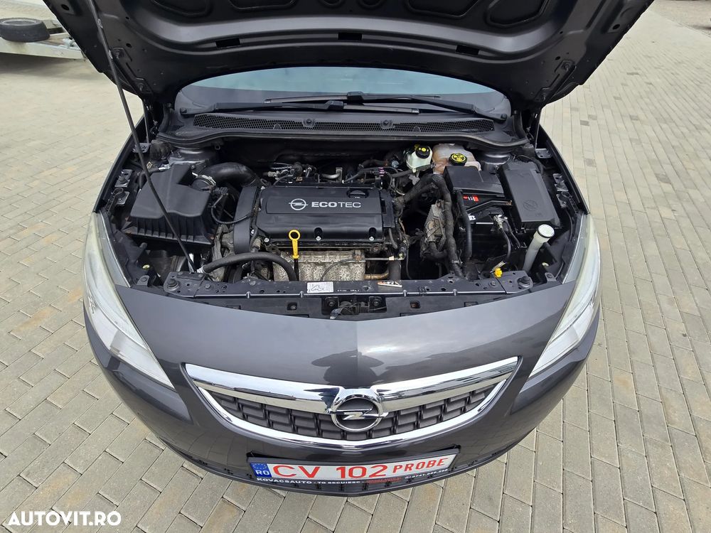 Opel Astra 1.6 Enjoy - 9
