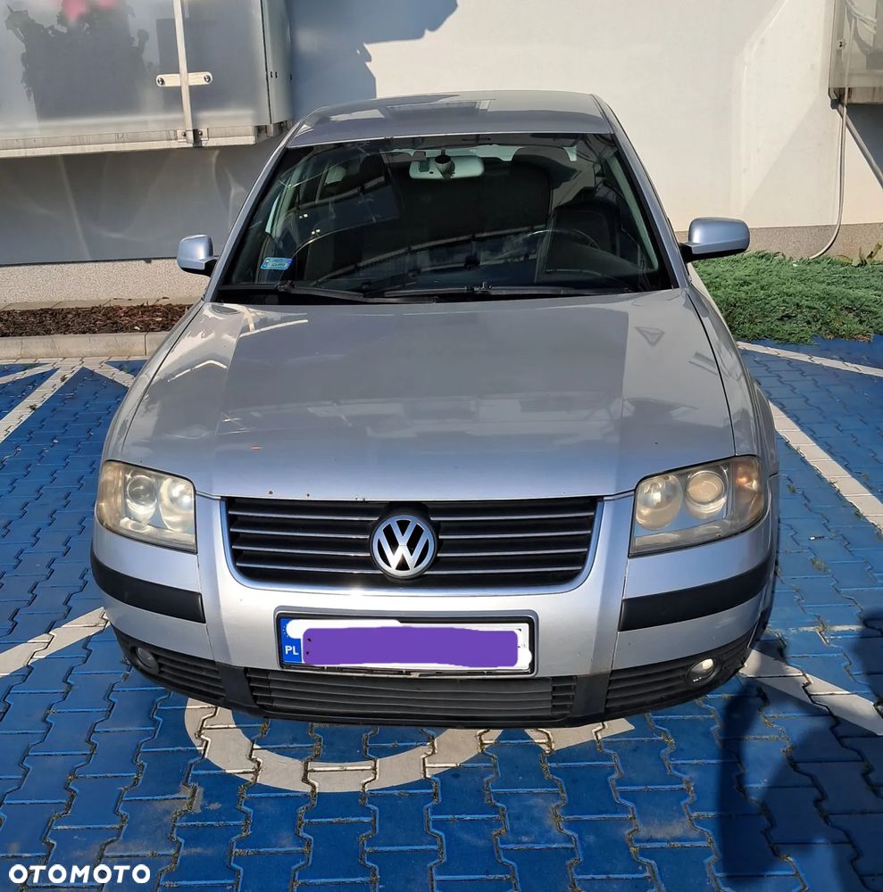 Volkswagen Passat 1.9 TDI Basis - 1