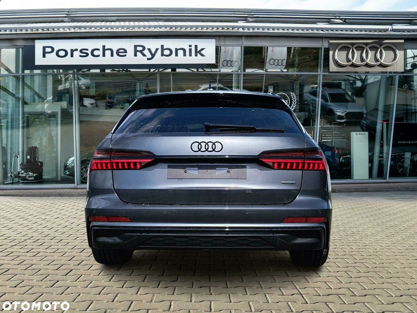 Audi A6 - 4