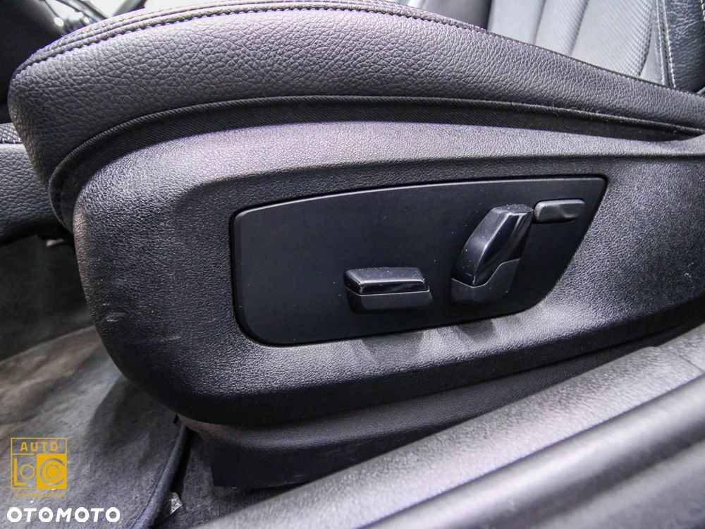 BMW Seria 5 520d M Sport Edition - 35