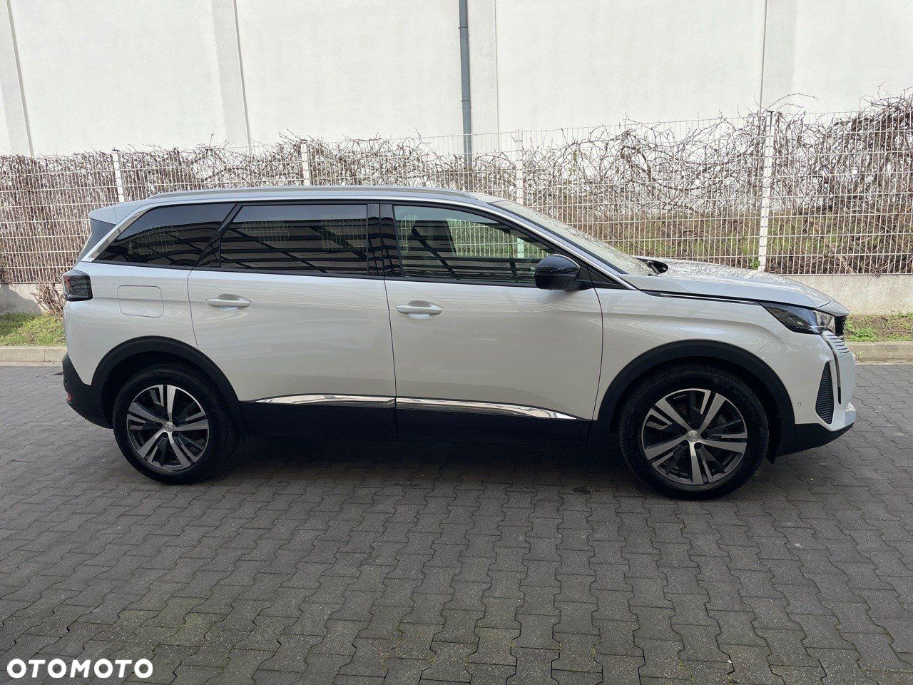 Peugeot 5008 1.5 BlueHDi Allure Pack S&S EAT8 - 4