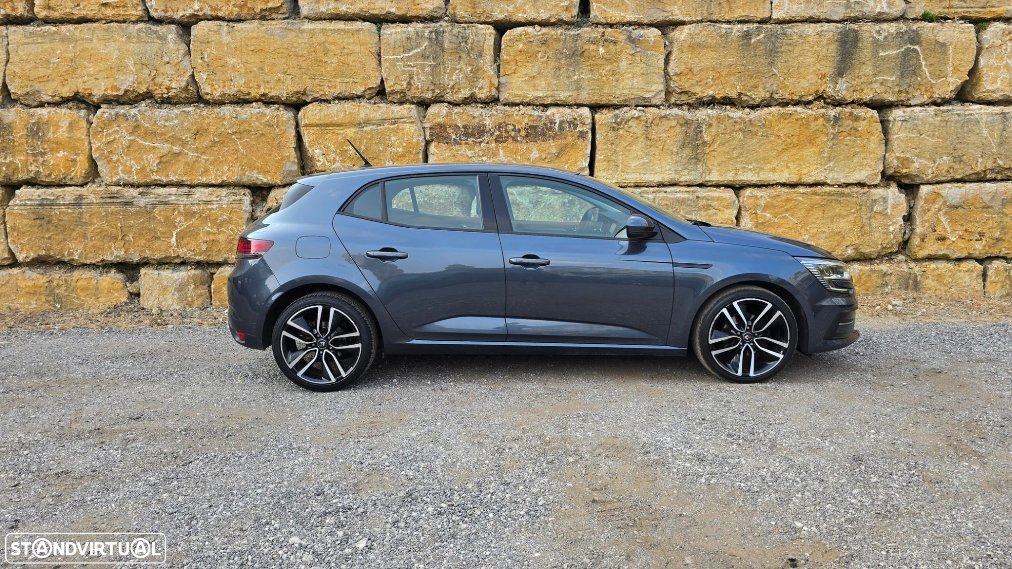 Renault Mégane 1.5 Blue dCi Intens - 4