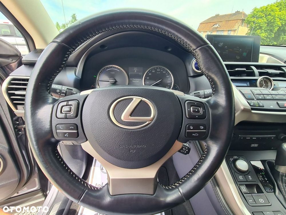 Lexus NX 300h Prestige AWD - 20