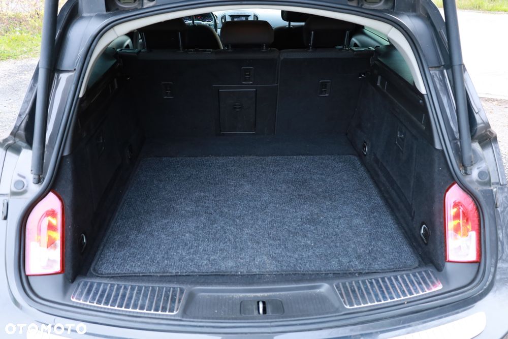 Opel Insignia - 10