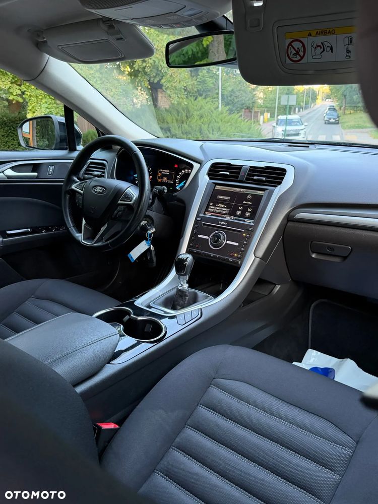 Ford Mondeo - 17