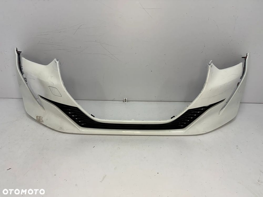 ZDERZAK PRZEDNI PEUGEOT 208 II 2019 - 1