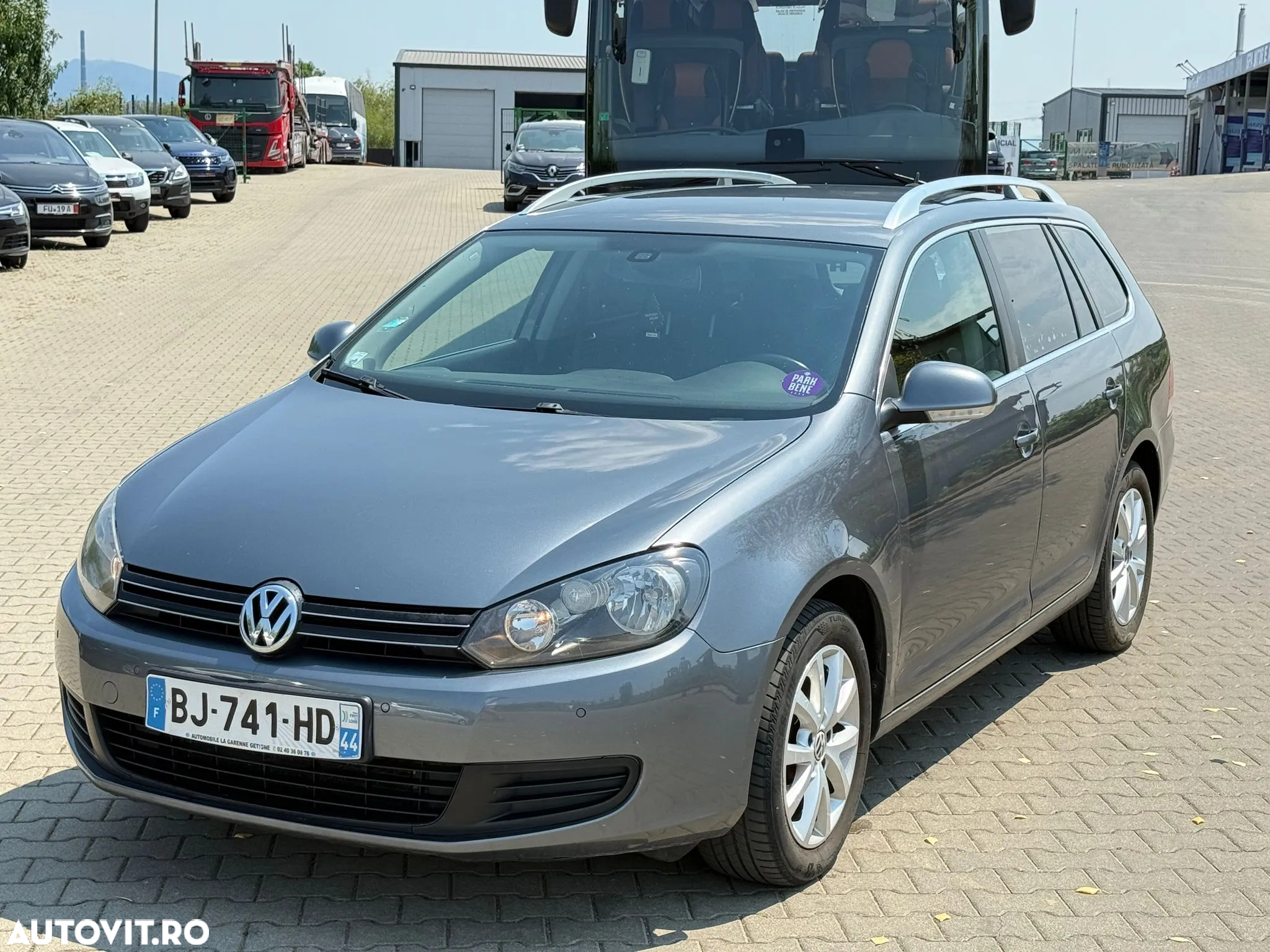 Volkswagen Golf 2.0 TDI Comfortline - 3