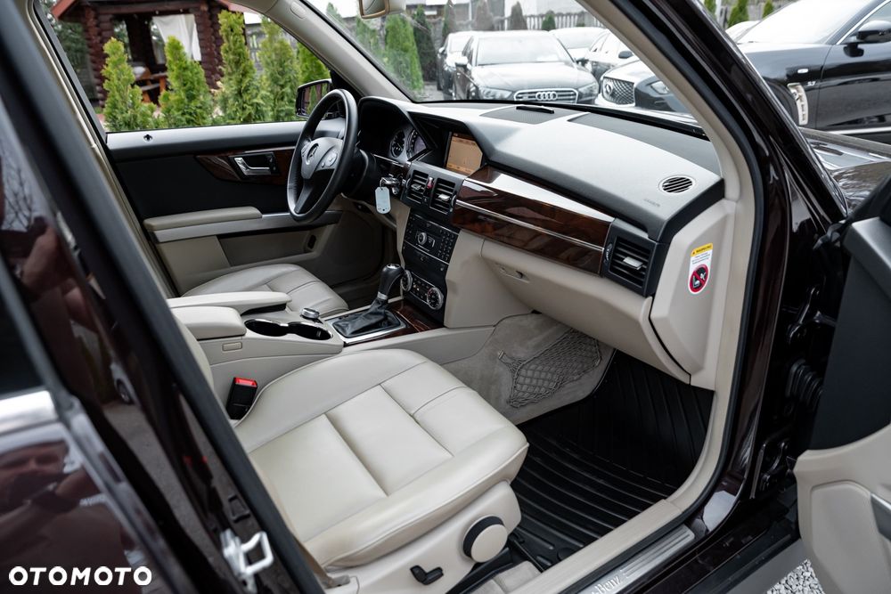 Mercedes-Benz GLK 350 CDI DPF 4Matic 7G-TRONIC - 23