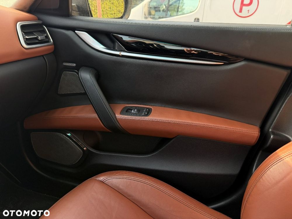 Maserati Ghibli - 21