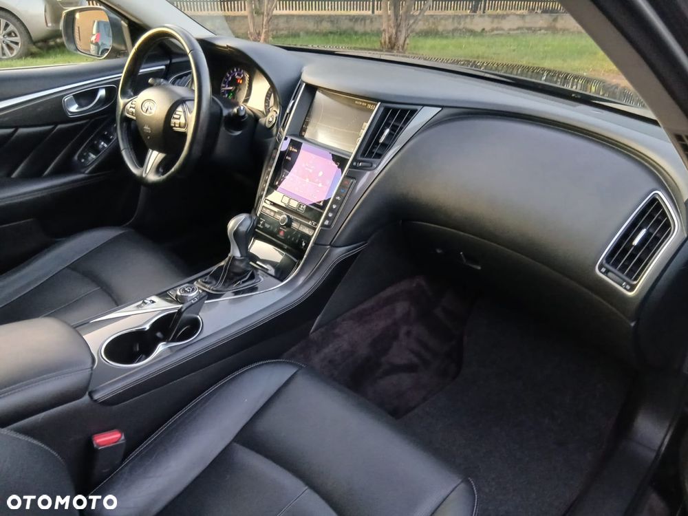 Infiniti Q50 - 24