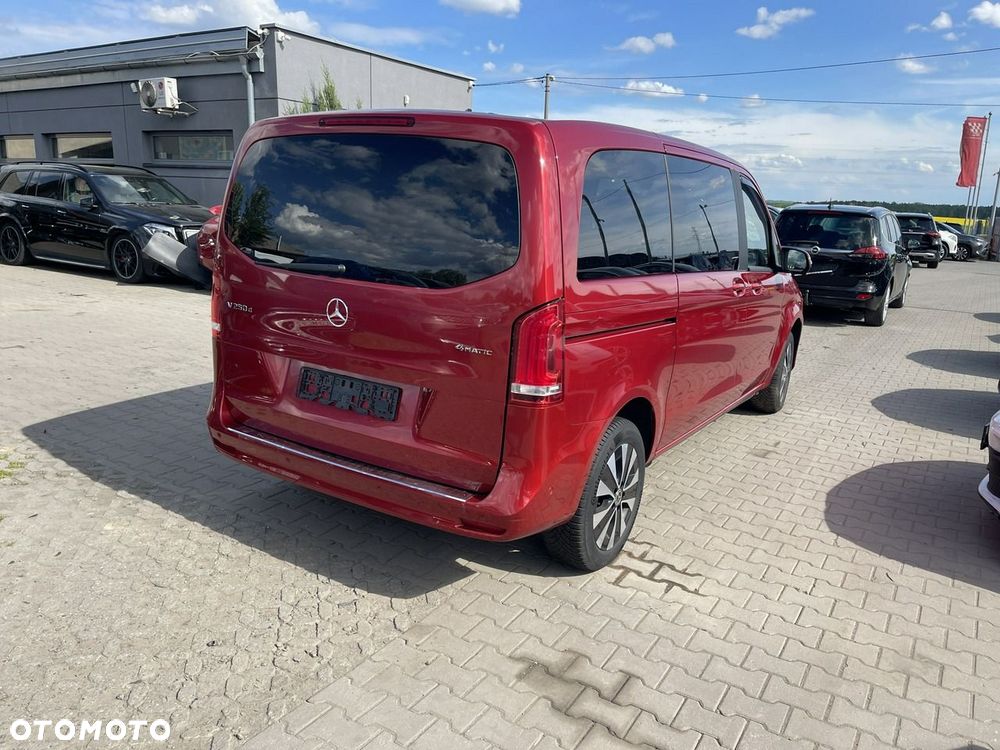 Mercedes-Benz Klasa V 250 d kompakt 4Matic 9G-TRONIC Avantgarde - 3