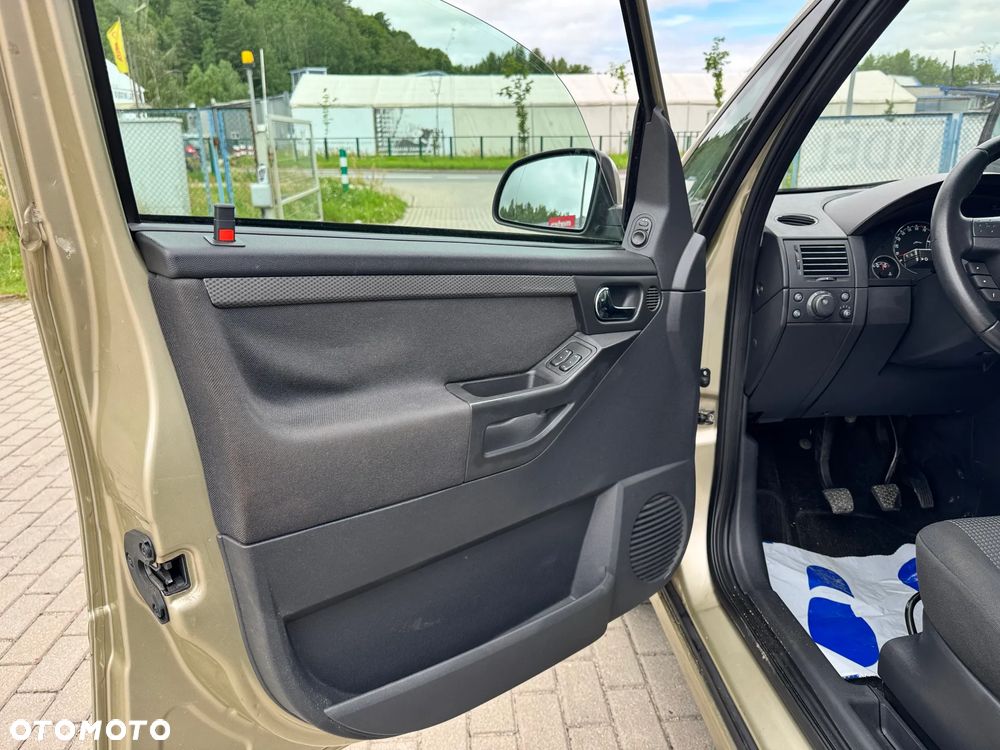 Opel Meriva 1.4 Essentia - 23