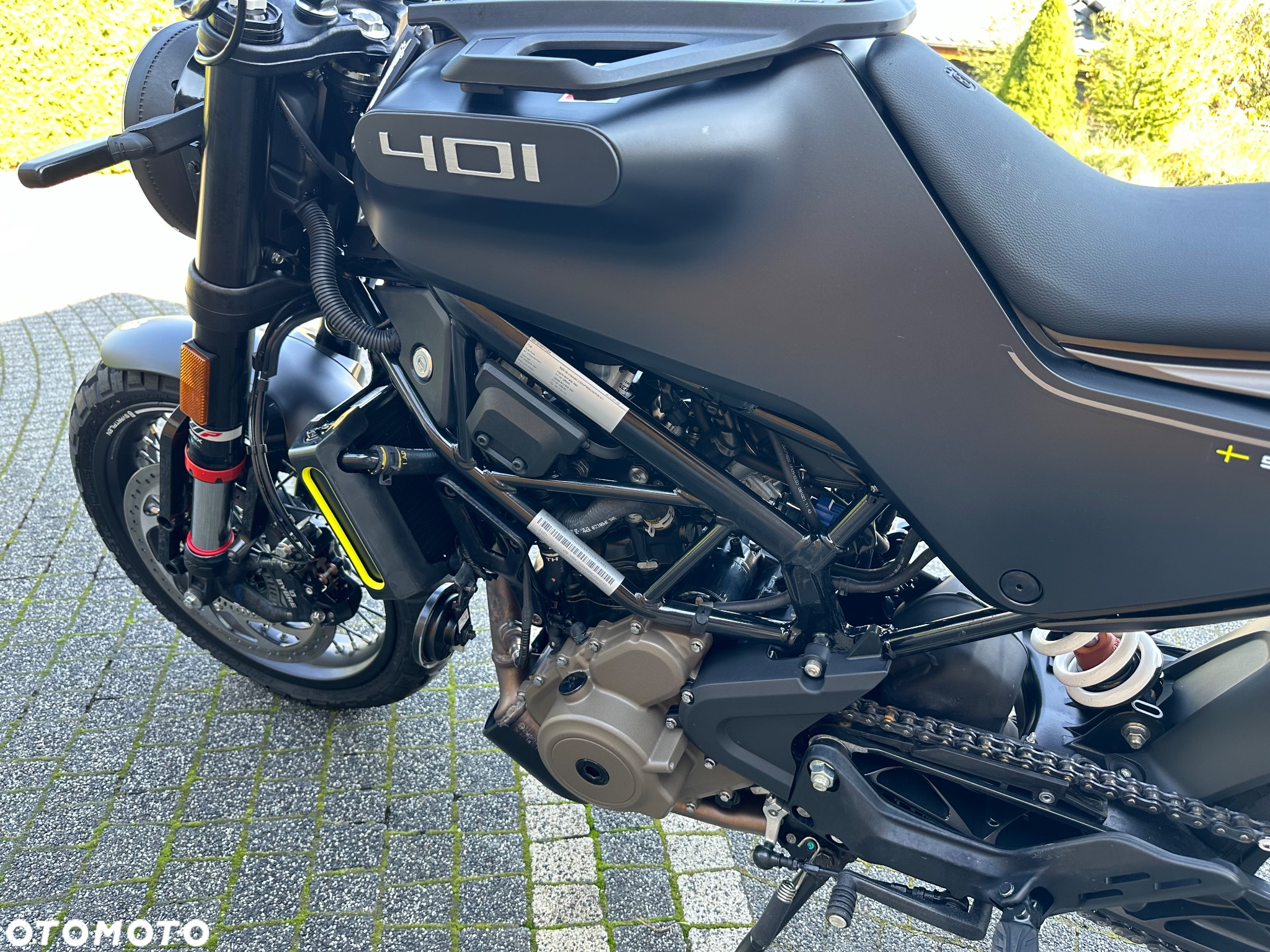 Husqvarna Svartpilen - 8