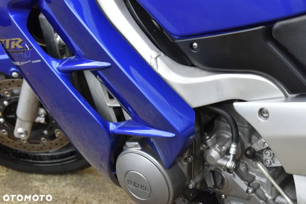 Yamaha FJR - 19