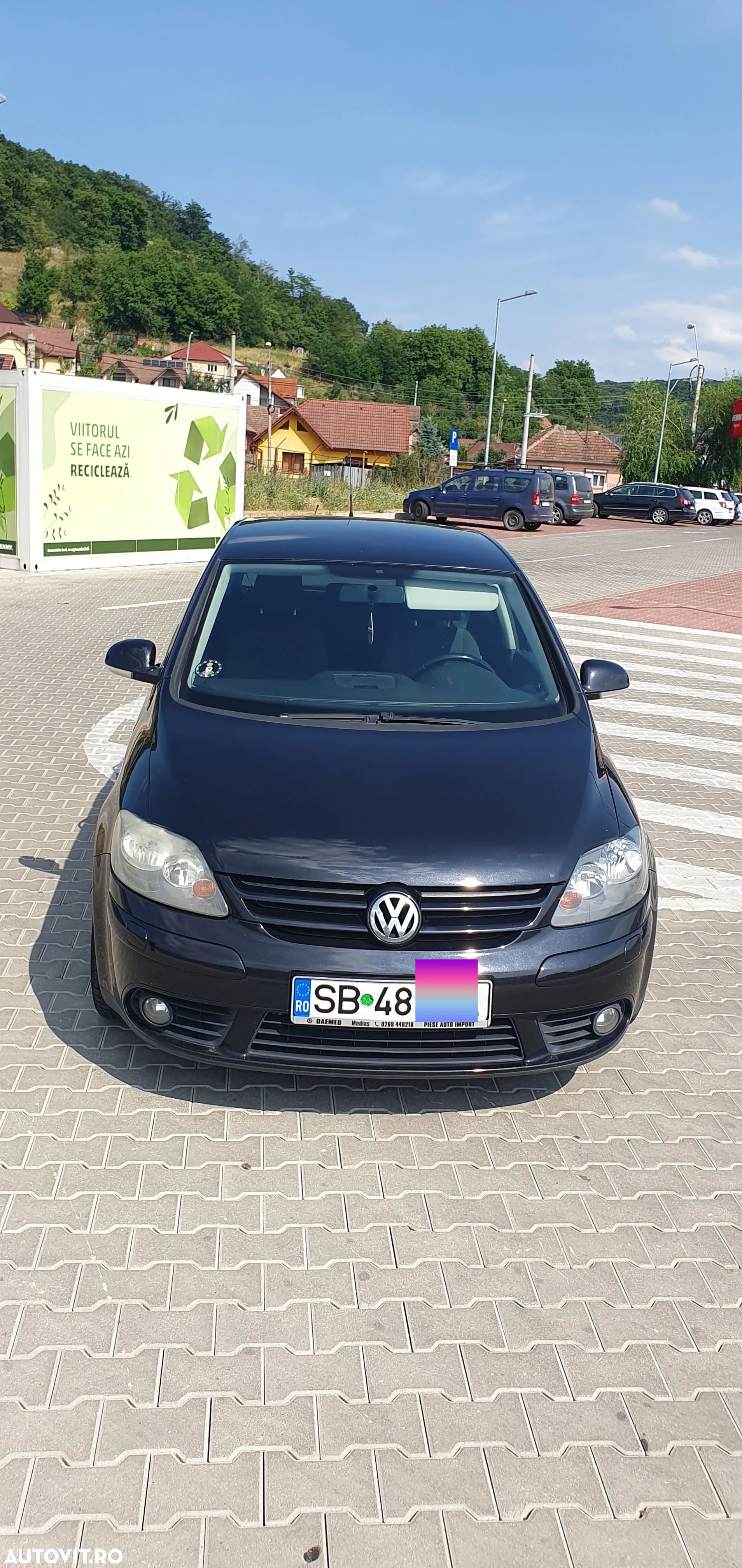 Volkswagen Golf Plus 2.0 TDI Comfortline - 1