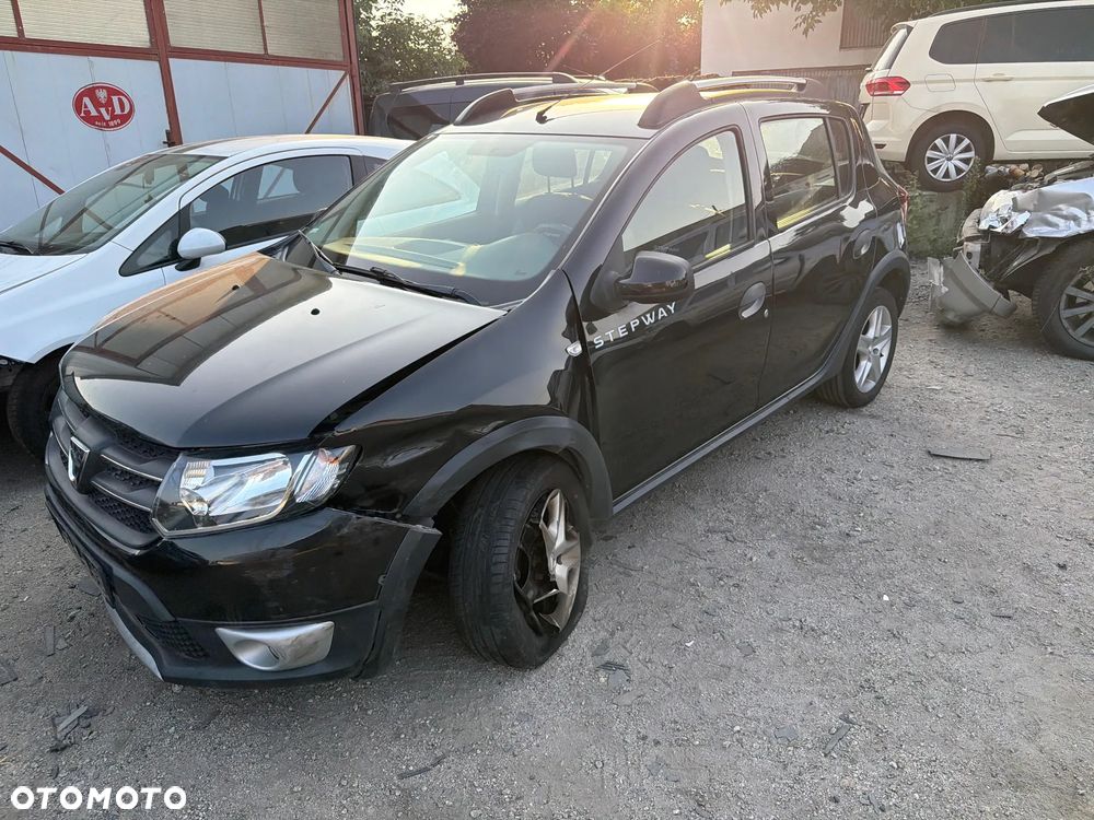 Dacia Sandero Stepway TCe 90 (S&S) Celebration - 8