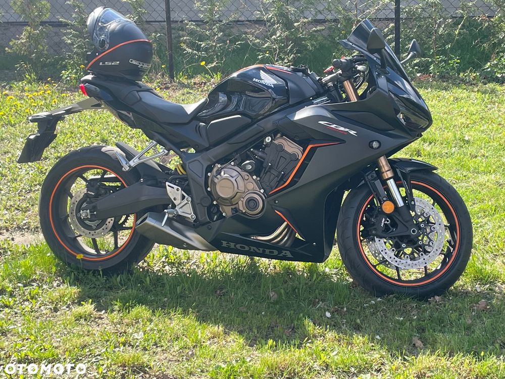 Honda CBR - 7