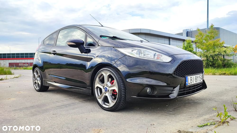 Ford Fiesta 1.6 EcoBoost ST - 6