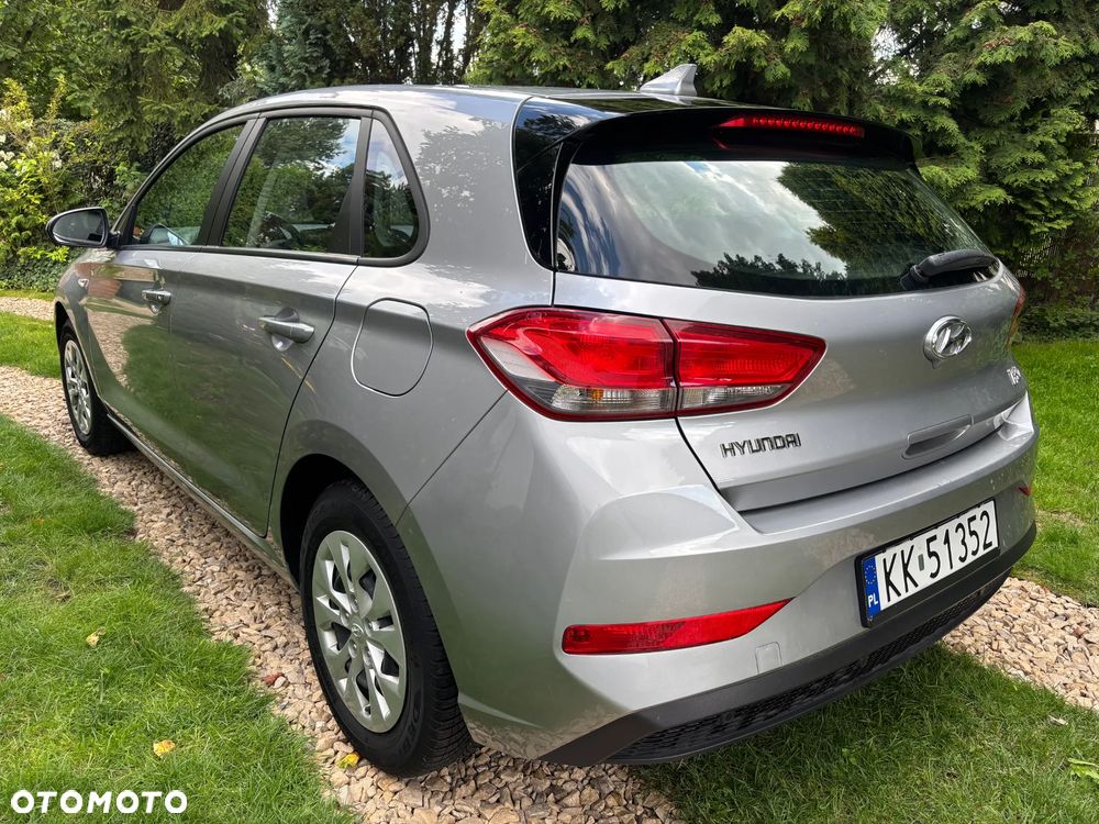 Hyundai i30 1.5 DPI Modern - 10