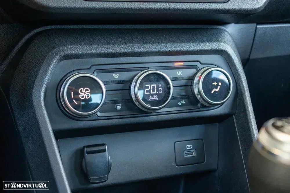 Dacia Sandero 1.0 TCe Stepway Comfort - 12