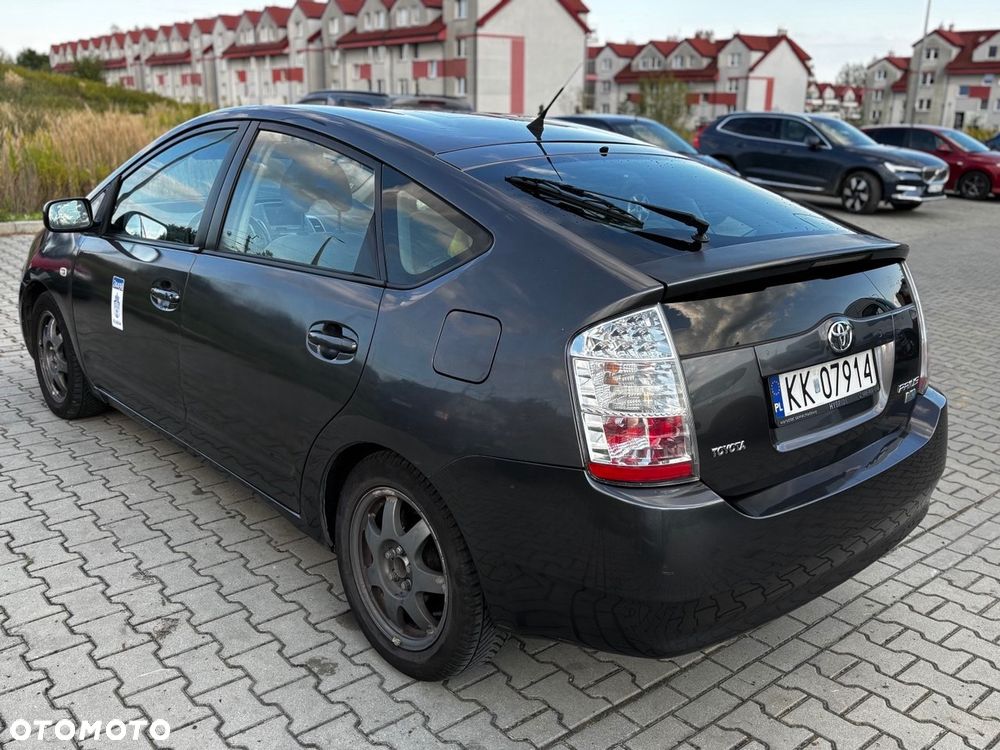 Toyota Prius 1.5 VVT-i Sol (nav) - 2