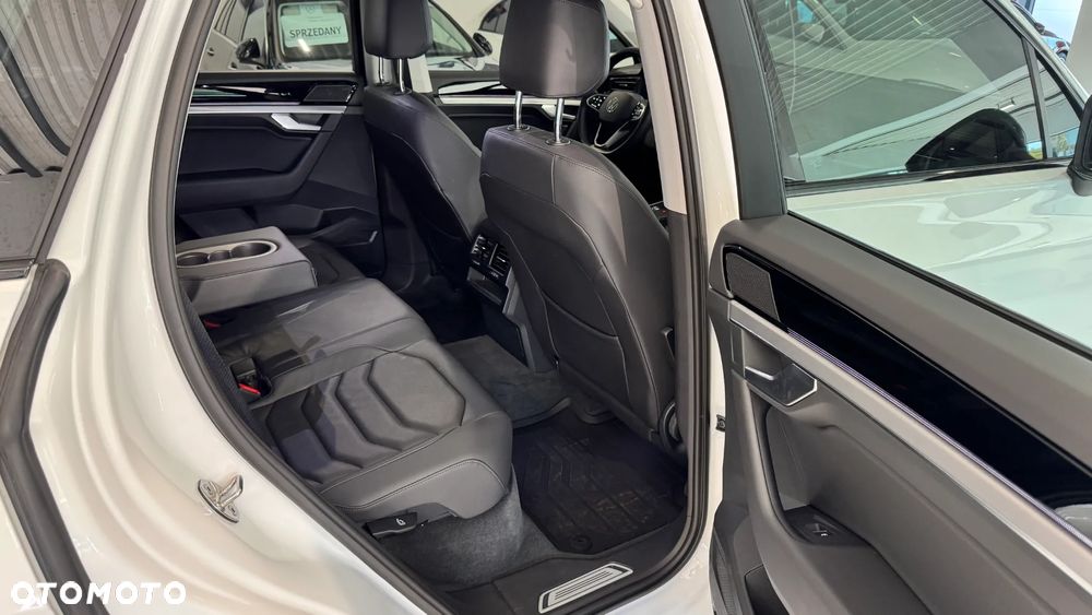 Volkswagen Touareg 3.0 V6 TDI 4Motion - 33