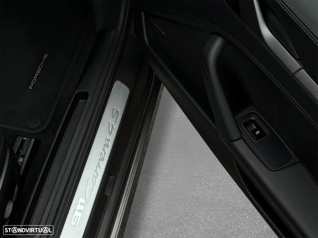 Porsche 911 (992) Carrera 4S Cabriolet PDK - 17