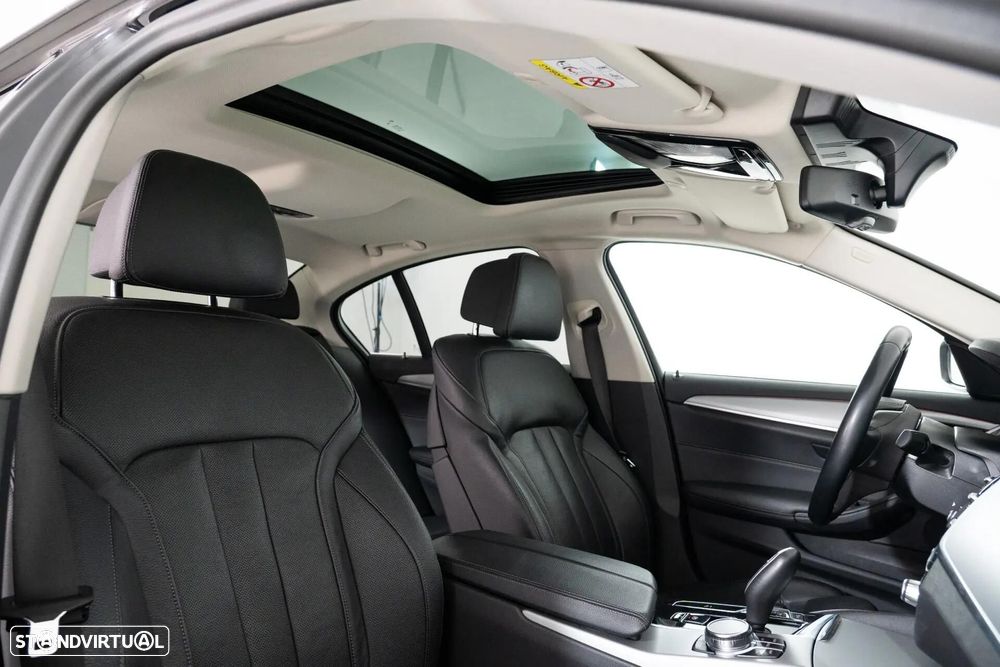 BMW 530 d Line Luxury Auto - 34