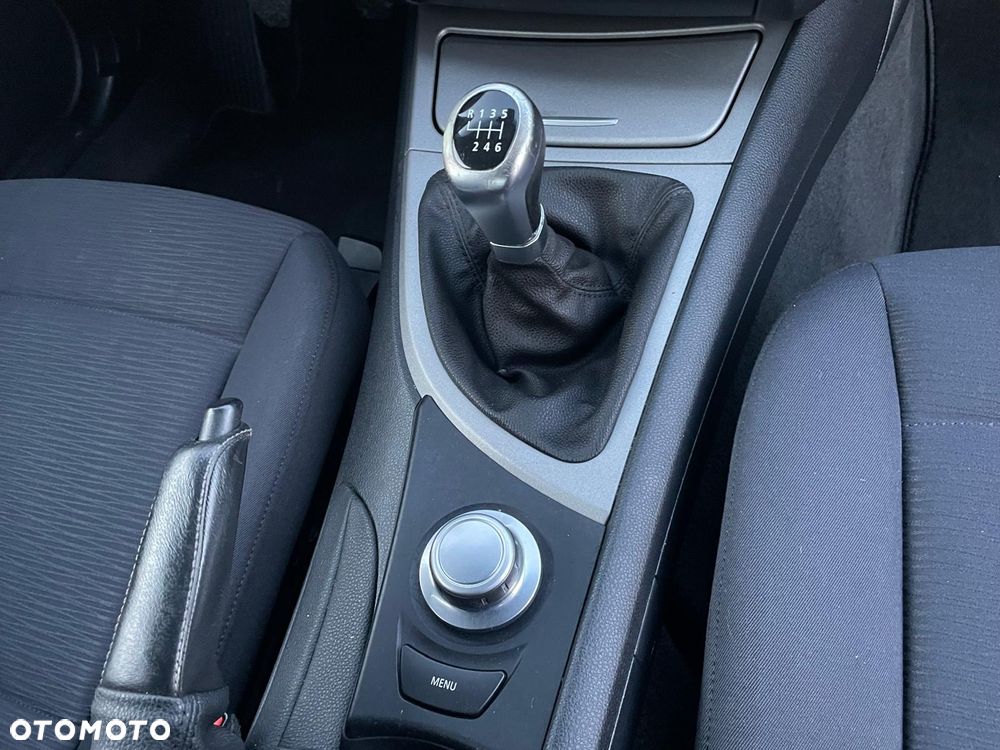 BMW Seria 1 118d DPF Edition Sport - 15