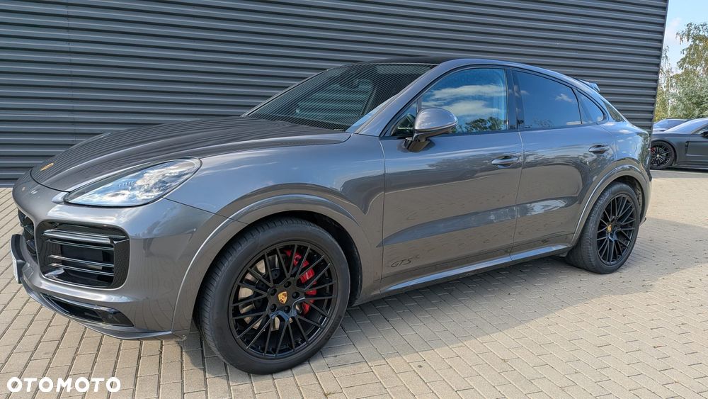 Porsche Cayenne GTS - 7
