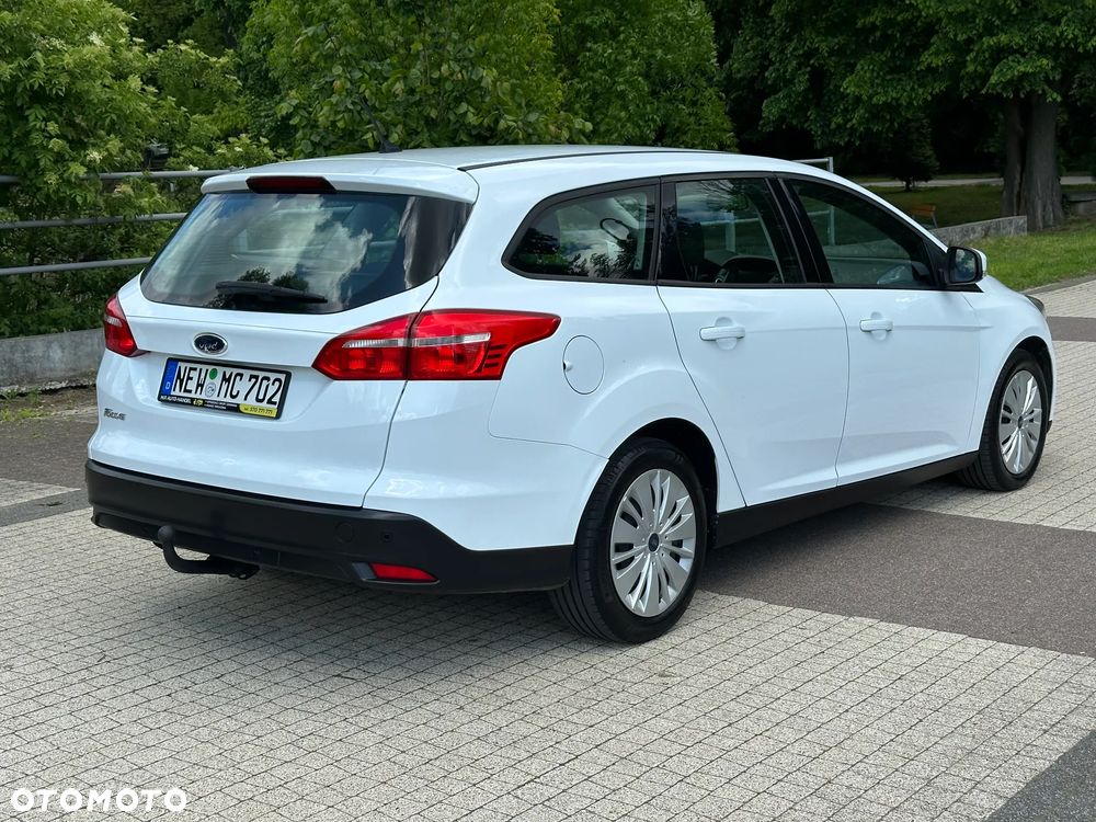 Ford Focus 1.5 TDCi ECOnetic 88g Start-Stopp-System Titanium - 3