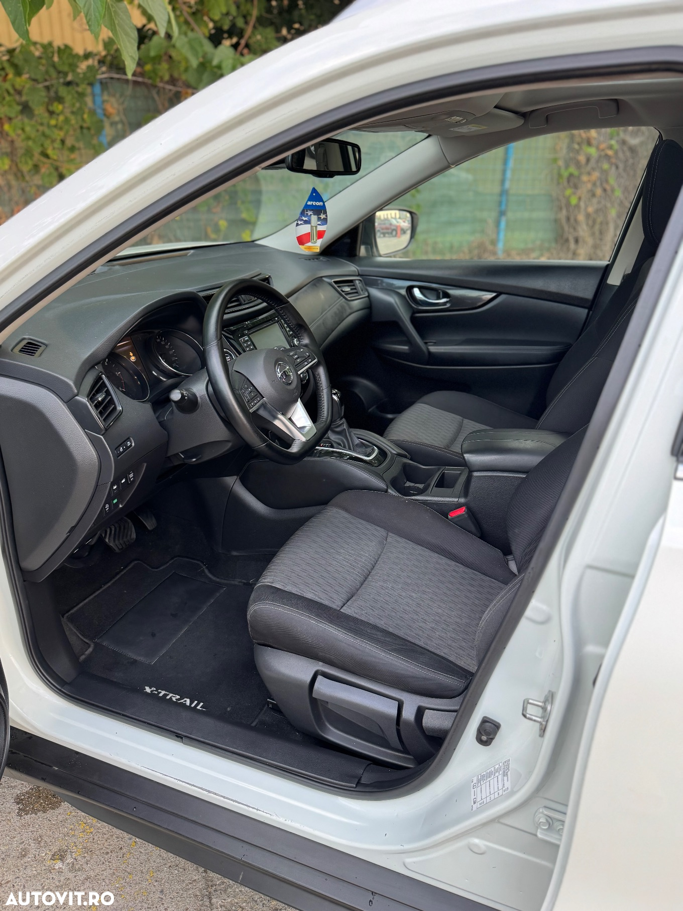 Nissan X-Trail 1.6 dCi Xtronic N-Connecta - 16