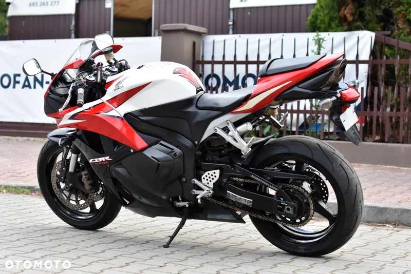 Honda CBR - 17