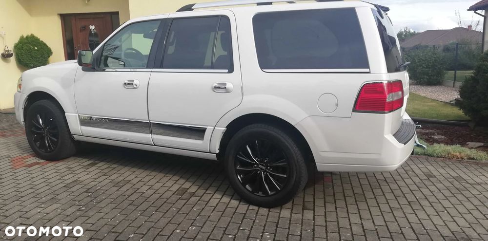 Lincoln Navigator 5.4 L 4x4 - 17