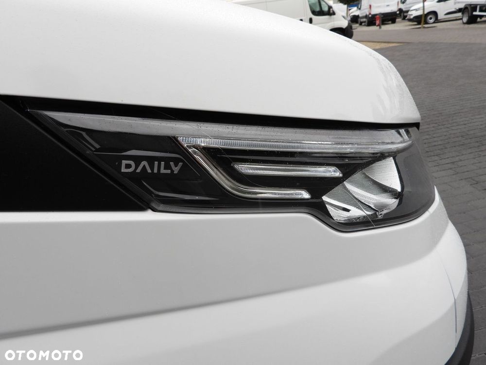 Iveco DAILY 35S18 PLANDEKA WINDA 8 PALET WEBASTO TEMPOMAT LEDY KLIMATYZACJA  180KM - 23