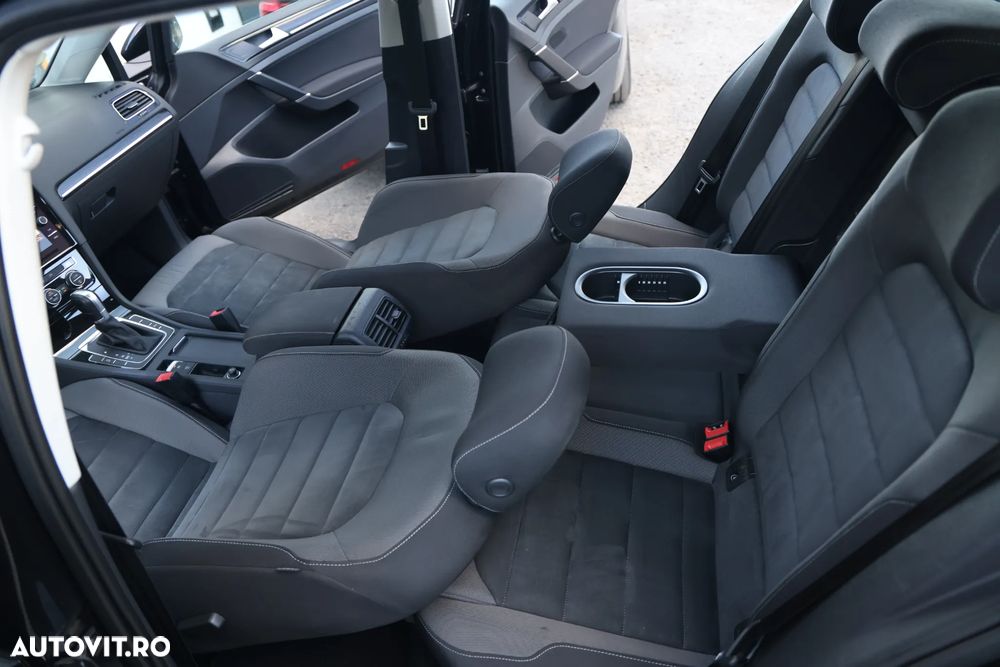 Volkswagen Golf 1.6 TDI SCR DSG Comfortline - 14