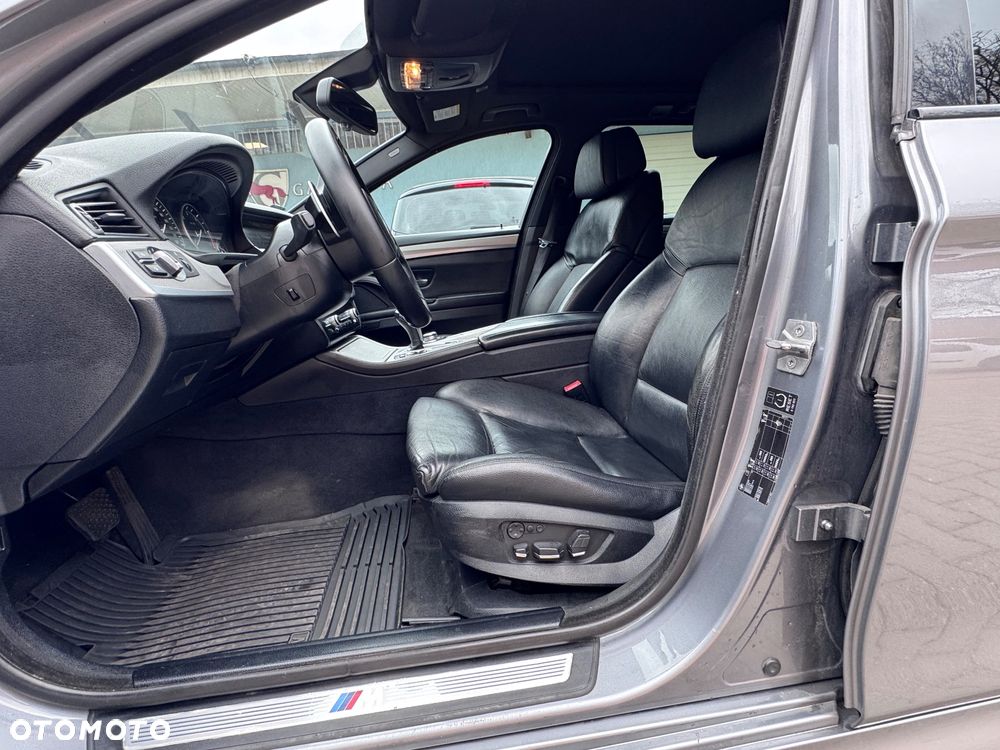 BMW Seria 5 525d Sport-Aut - 9