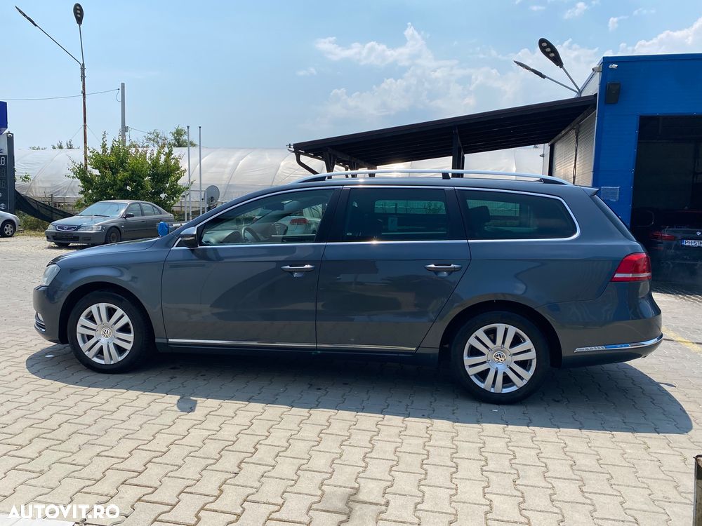Volkswagen Passat - 4
