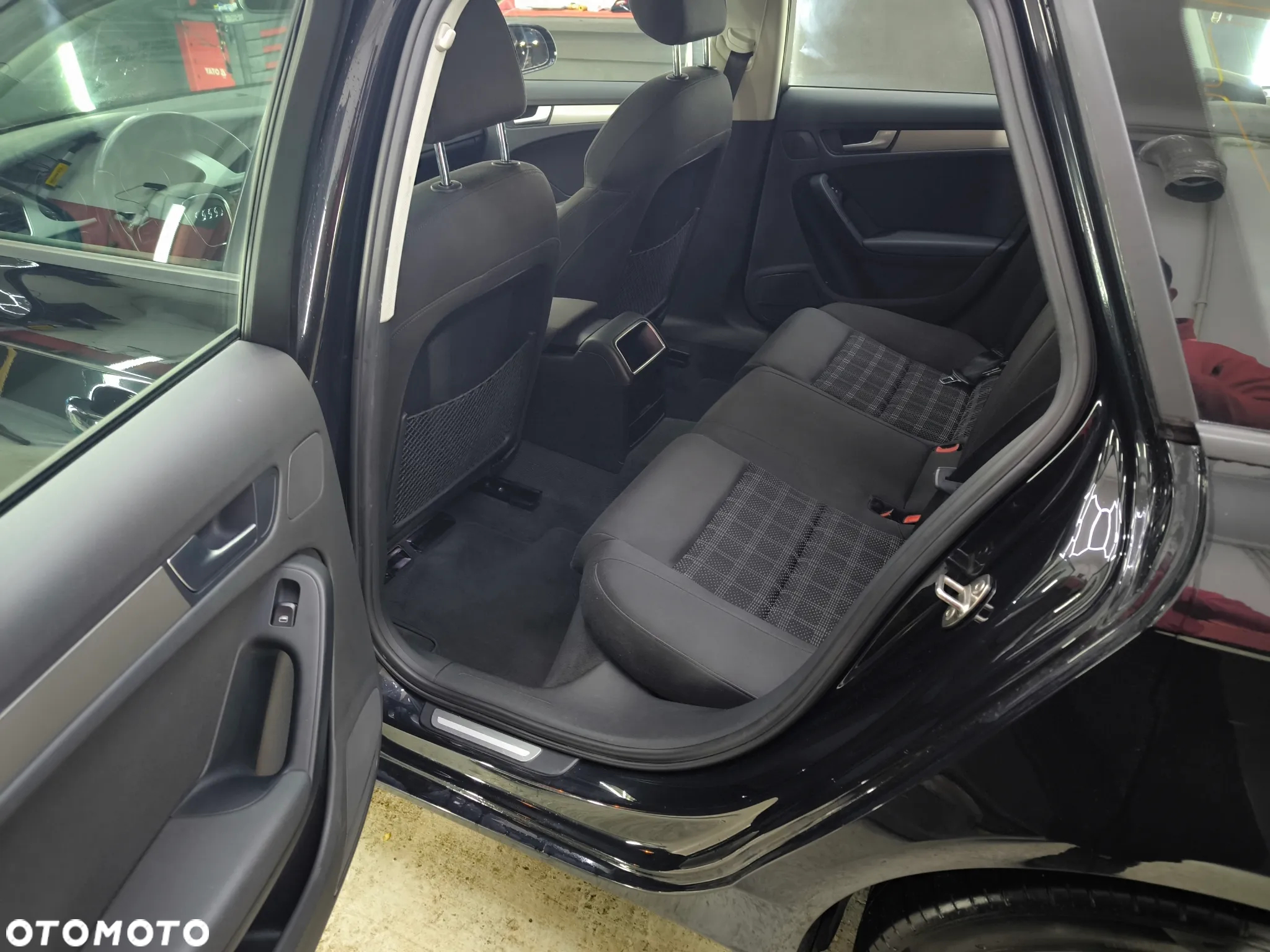 Audi A4 2.0 TFSI Quattro - 5