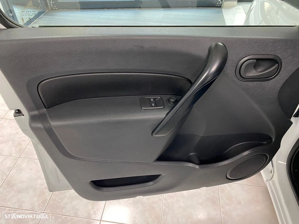 Renault KANGOO MAXI - 7