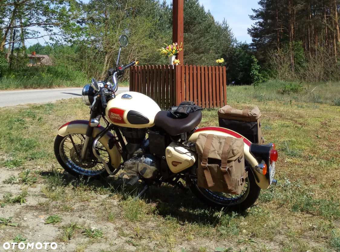 Royal Enfield Classic - 8