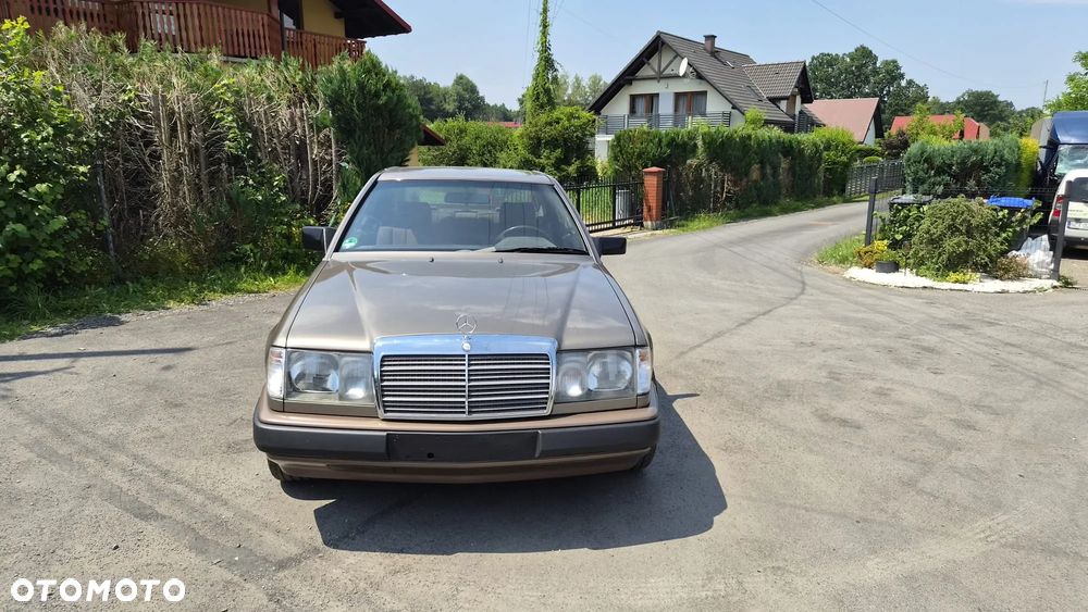 Mercedes-Benz W124 (1984-1993) - 5