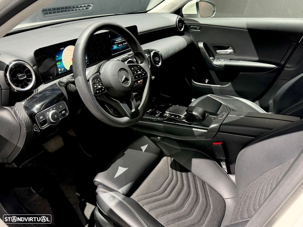 Mercedes-Benz A 250 e 8G-DCT Progressive - 10