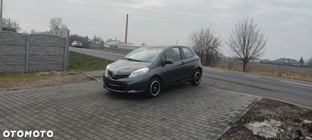 Toyota Yaris 1.0 VVT-i Life - 1