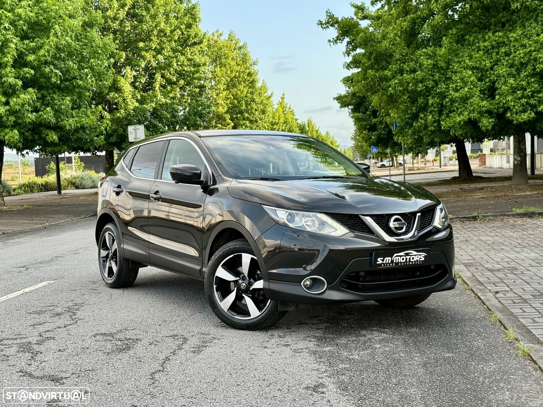 Nissan Qashqai 1.2 DIG-T N-Connecta - 1