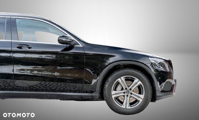 Mercedes-Benz GLC - 18