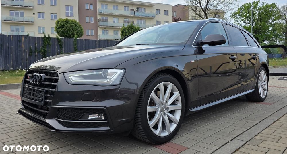 Audi A4 Avant 2.0 TDI DPF S line Sportpaket - 3