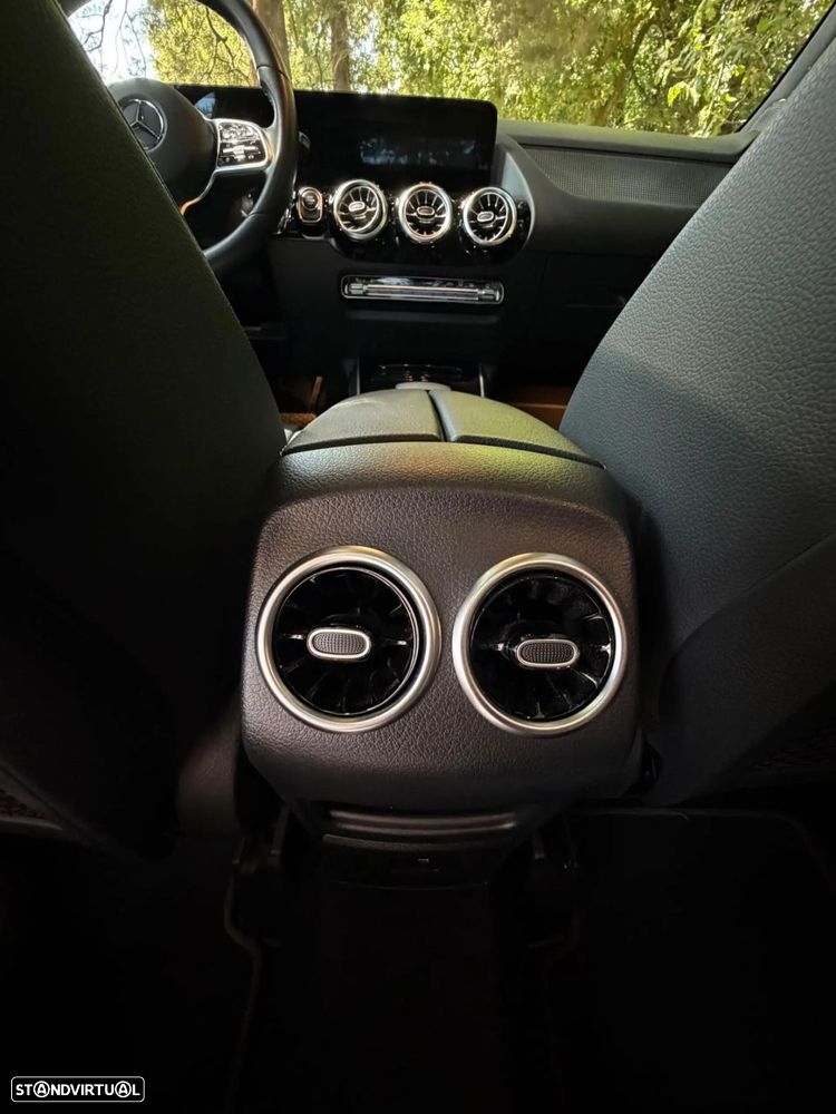 Mercedes-Benz GLA 250 e 8G-DCT Special Edition - 37