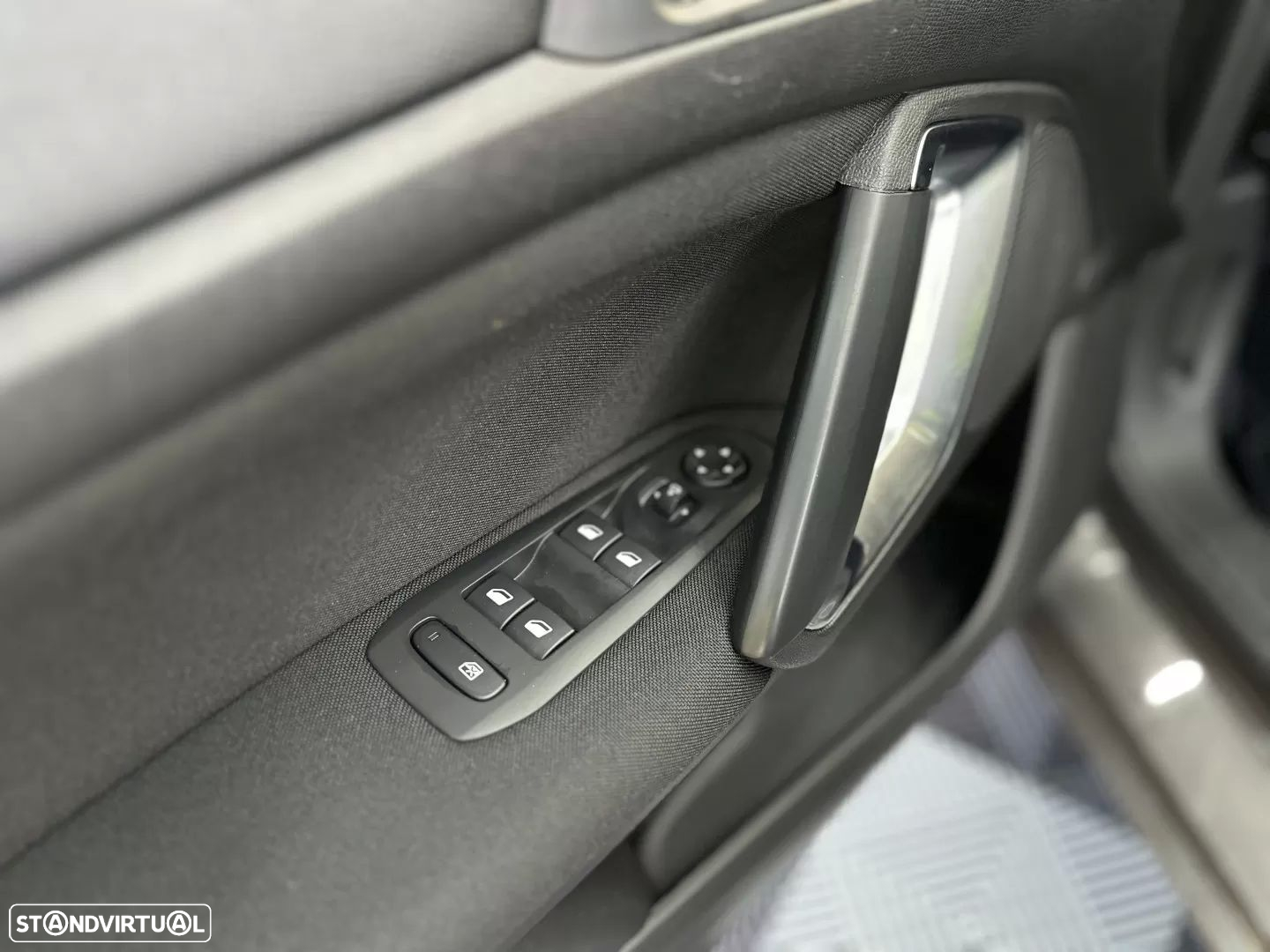 Peugeot 308 PureTech 130 EAT8 Active Pack - 32